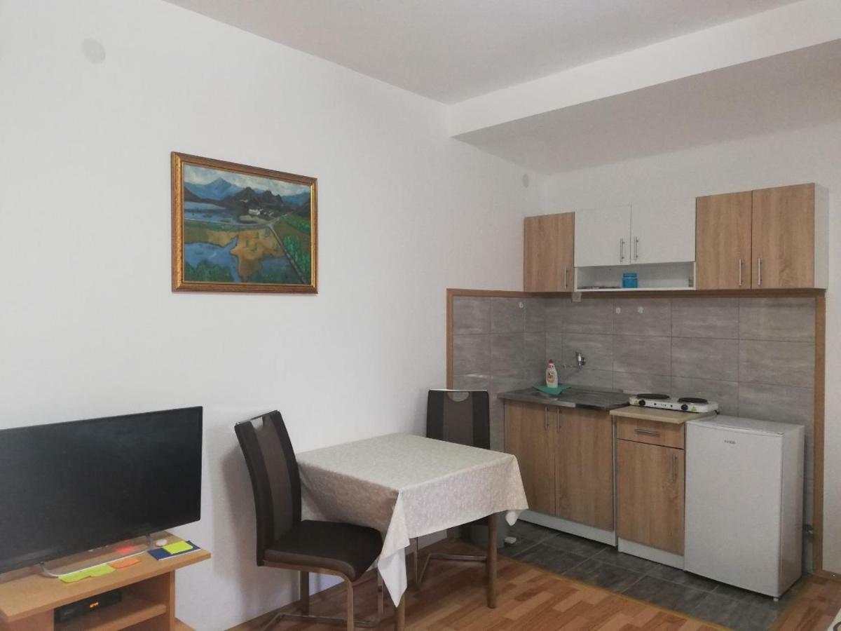 Apartment Olja *